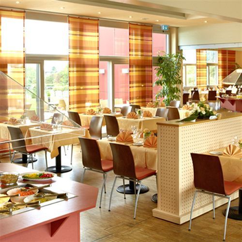 Aramis Tagungs- Und 4*